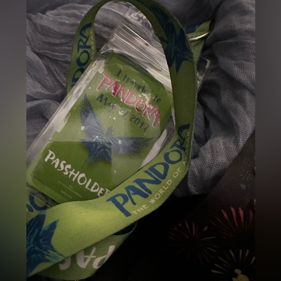 Disney Laynards with pins ~ Great reseller bundle!!​​ - Picture 3 of 8